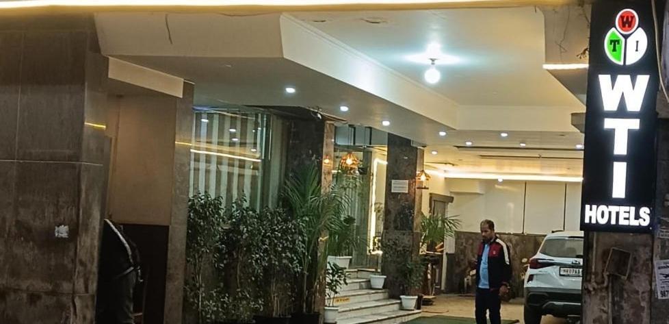 Hotel Wti Airport Grand Delhi 뉴델리 외부 사진