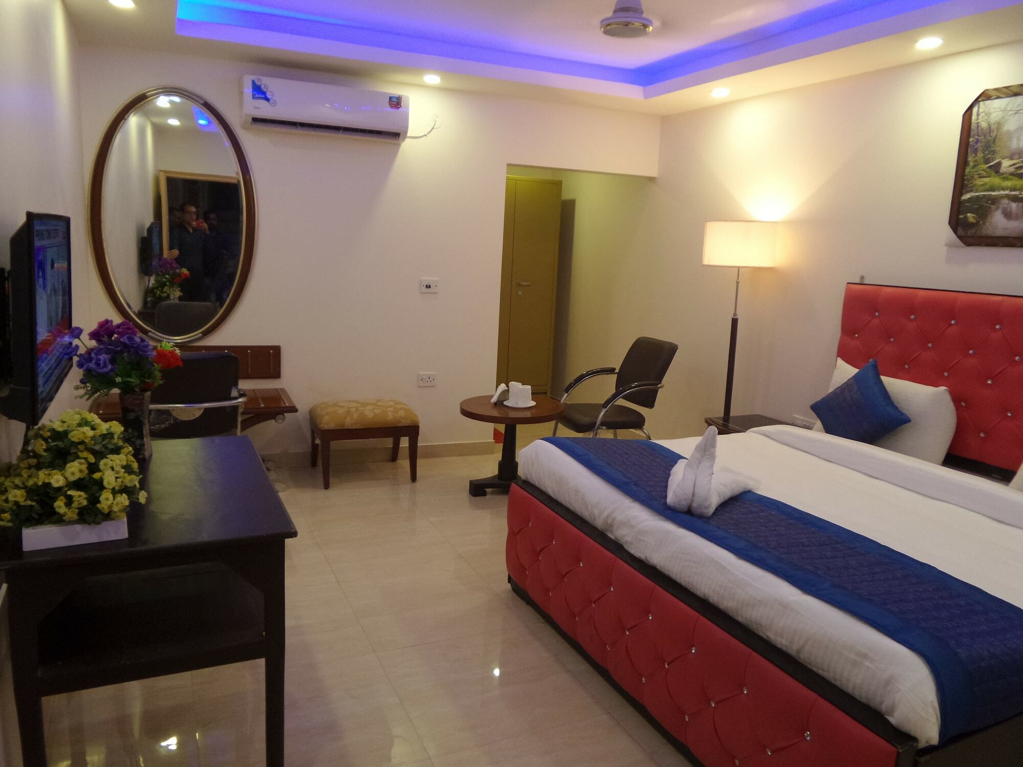 Hotel Wti Airport Grand Delhi 뉴델리 외부 사진